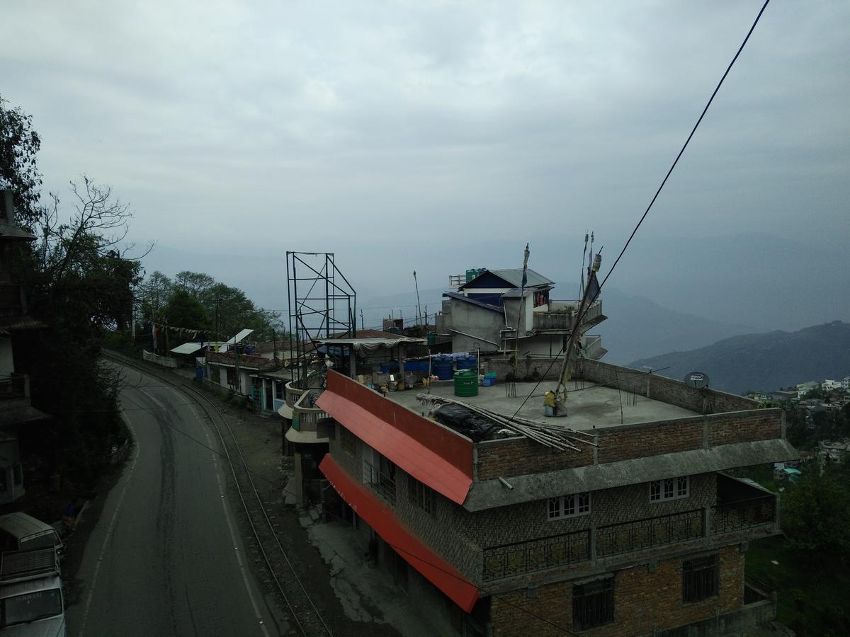 Darjeeling Hi De Stay Экстерьер фото